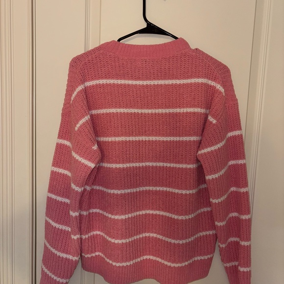 Sweater - Picture 5 of 7